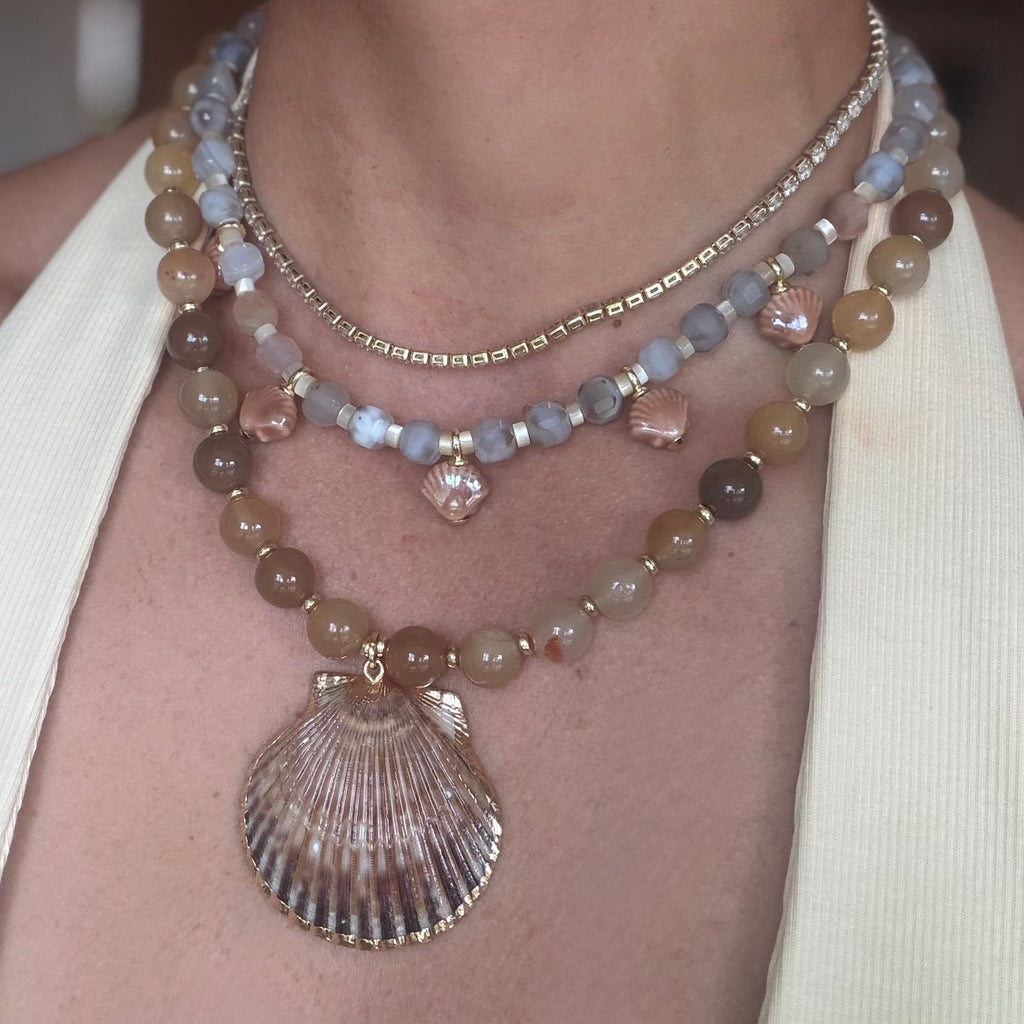 golden coast shell necklace