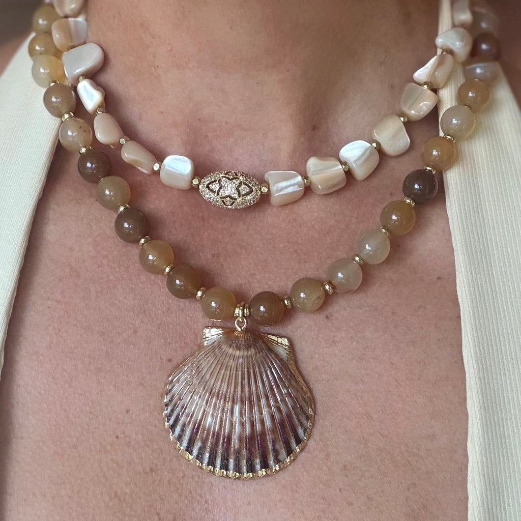golden coast shell necklace