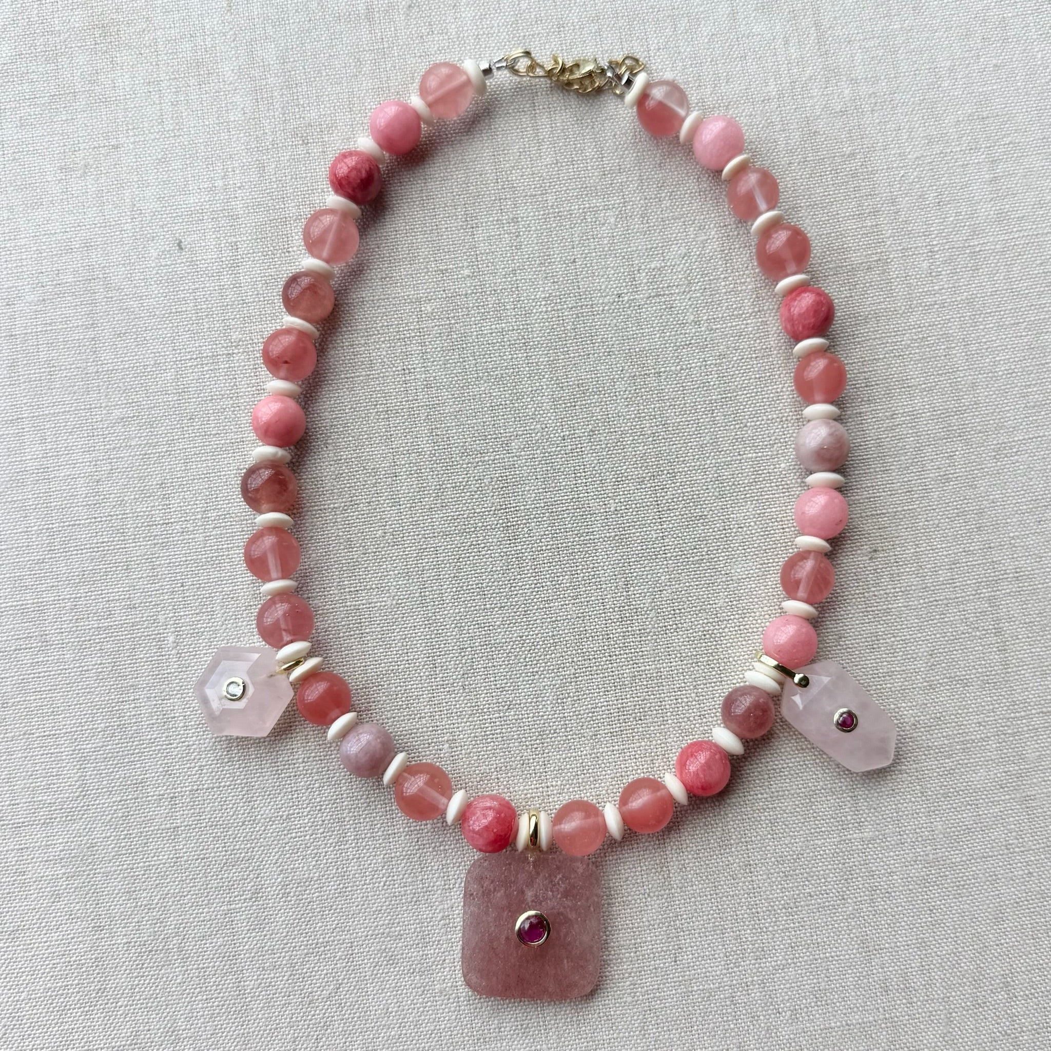 rosé charm necklace
