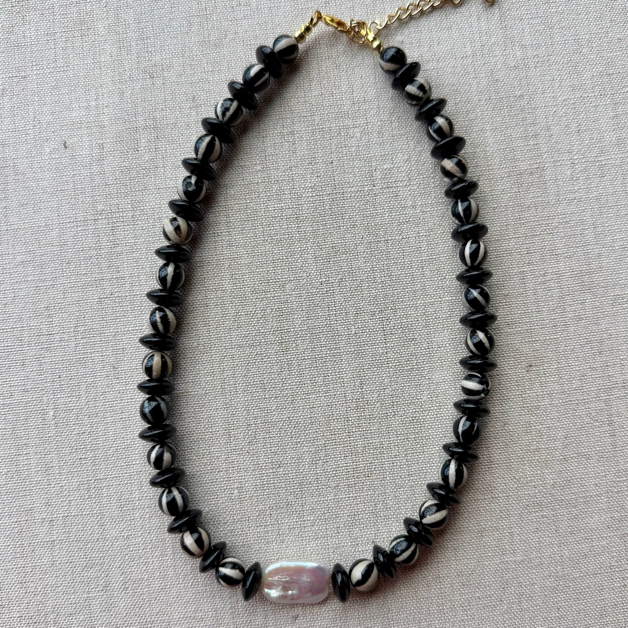 midnight pearl necklace