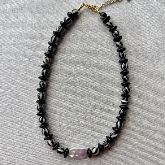 midnight pearl necklace