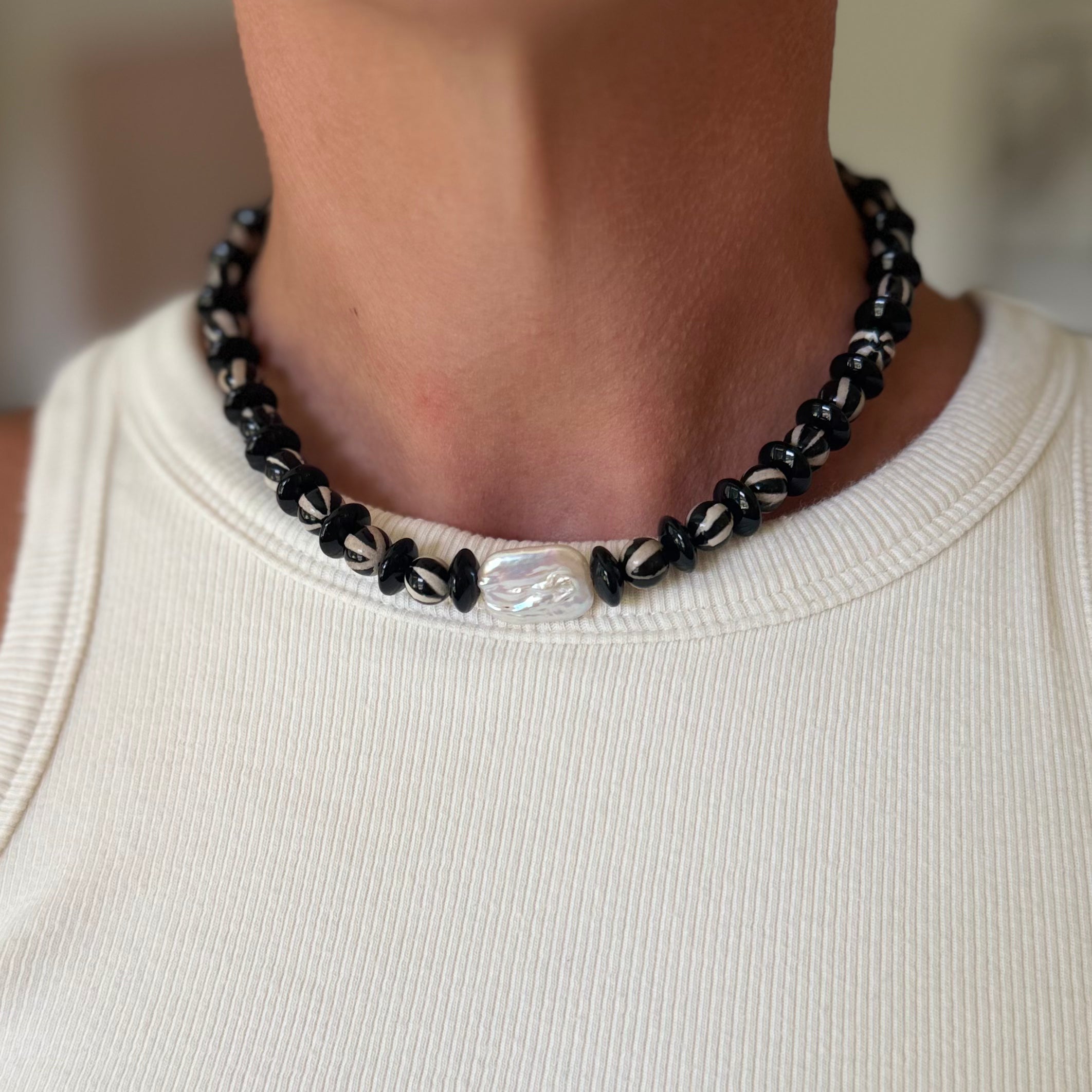 midnight pearl necklace