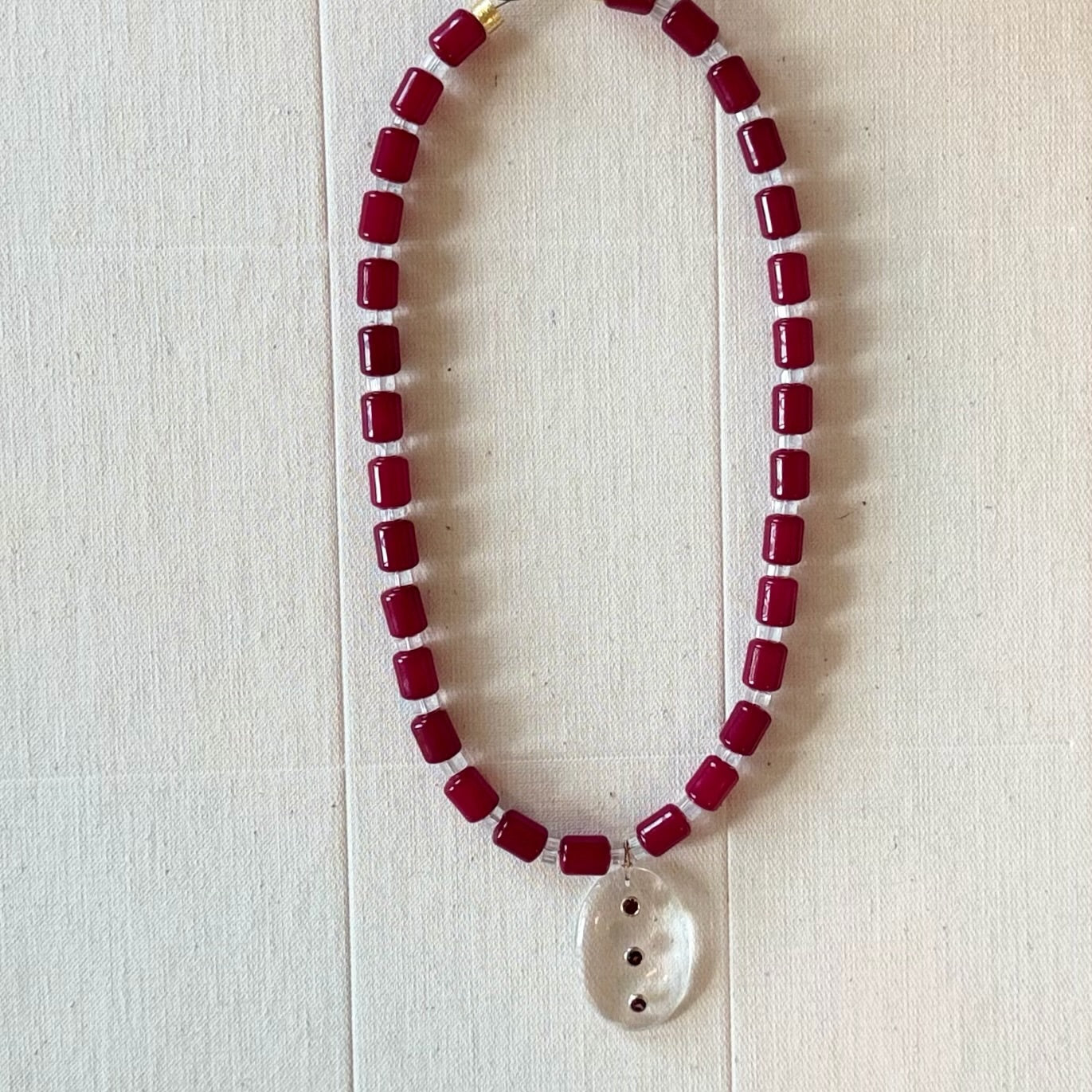 bordeaux necklace