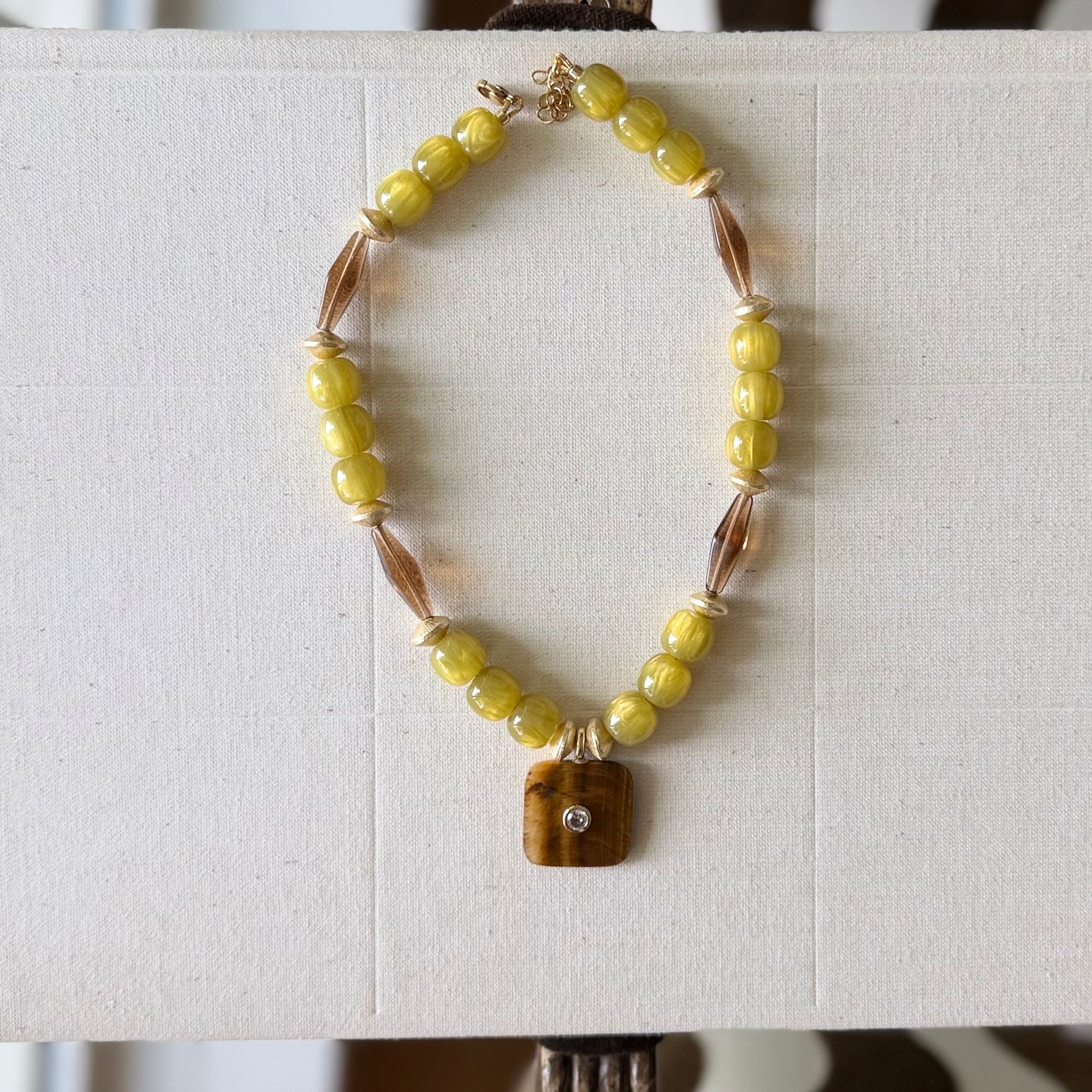 Honeyed Oak